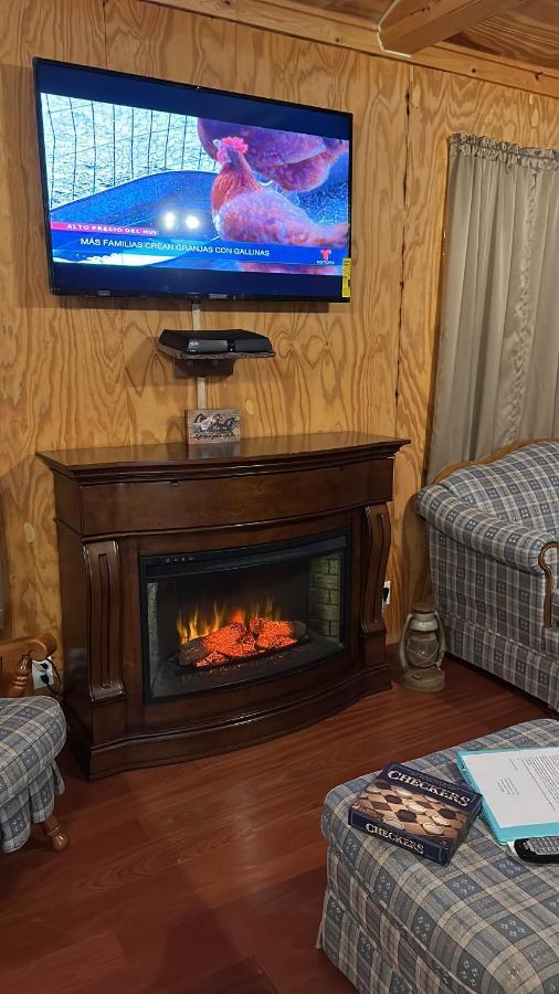 Country Cabins Hotel Chariton Экстерьер фото