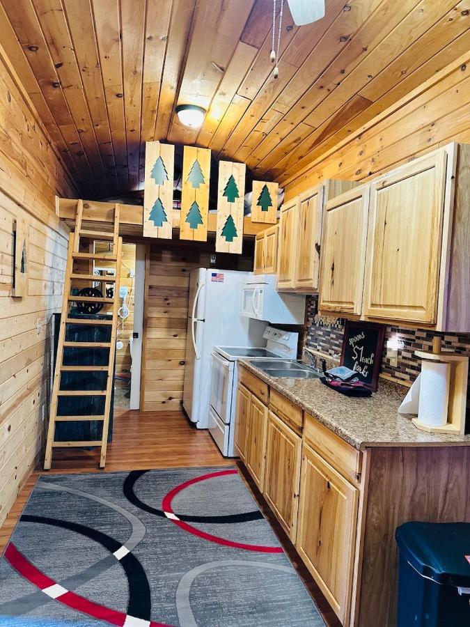 Country Cabins Hotel Chariton Экстерьер фото
