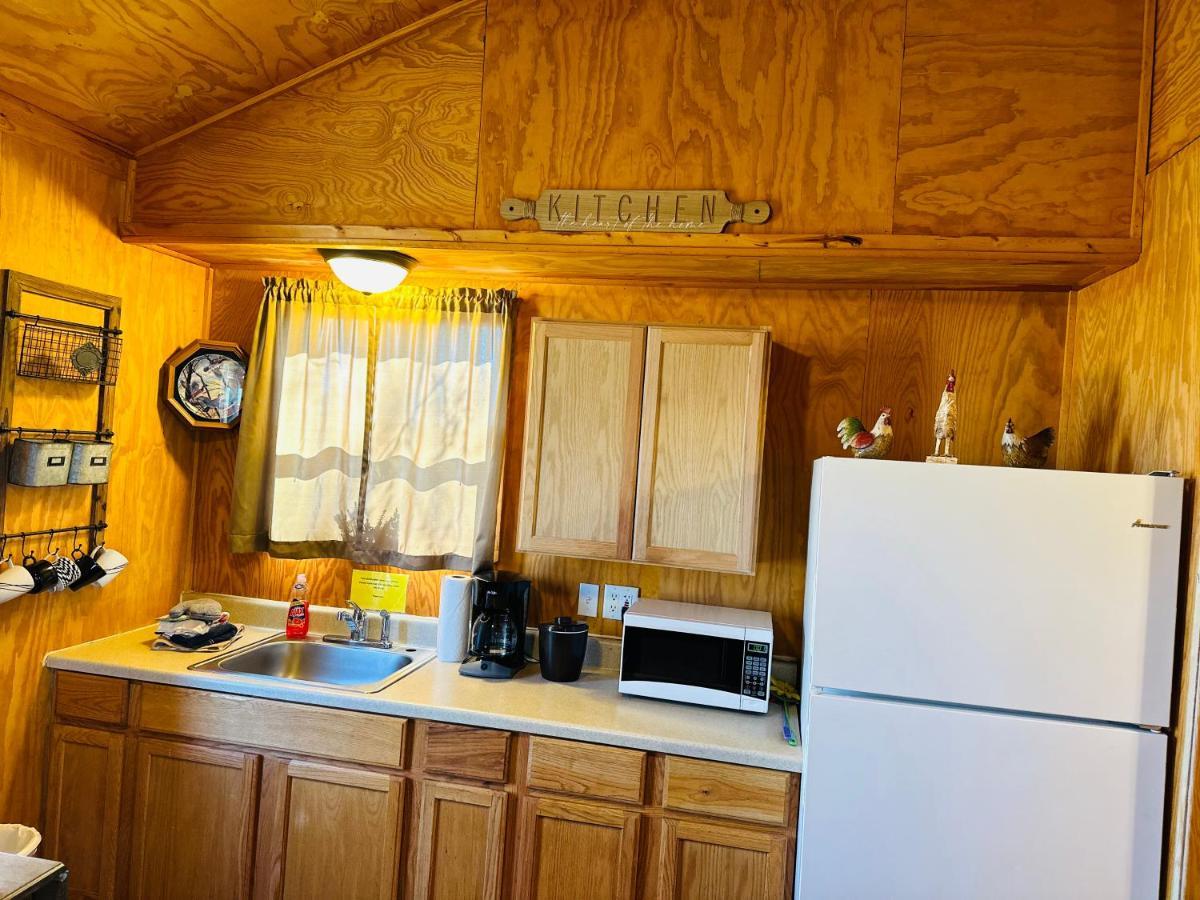 Country Cabins Hotel Chariton Экстерьер фото