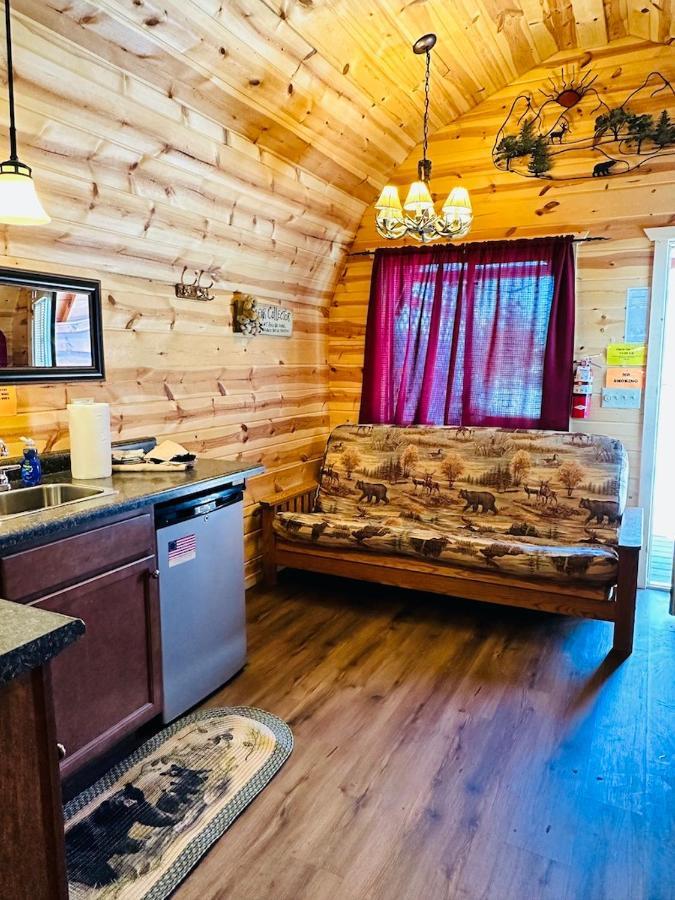 Country Cabins Hotel Chariton Экстерьер фото