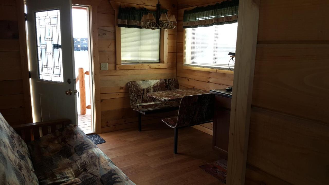 Country Cabins Hotel Chariton Экстерьер фото